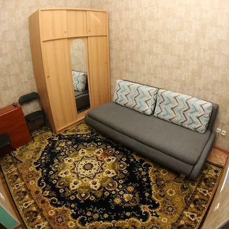 Apartment On Gimnazycheskaya